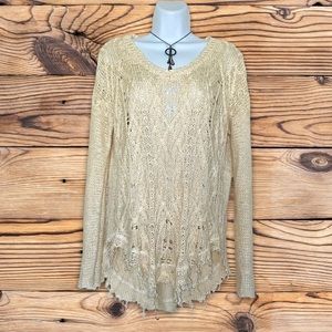Cream colored Alter’d State v-neck sweater - Medium